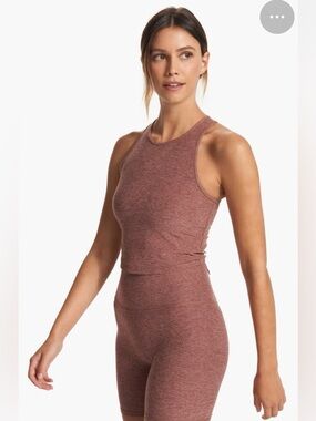 Vuori Elevation PlyonTank XS Hazelnut